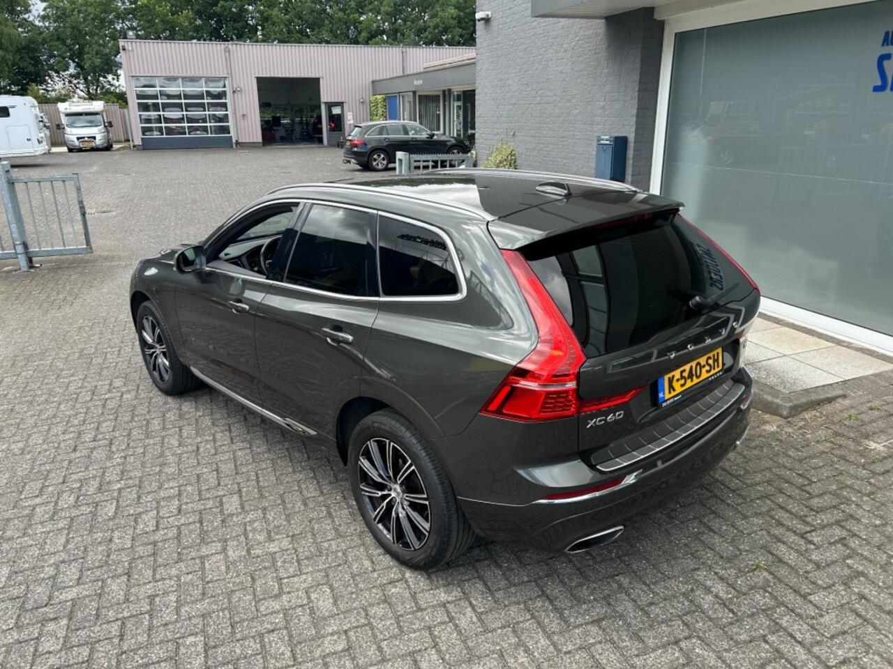 Volvo XC60 2.0 B4 INSCRIPTION FULL OPTIONS