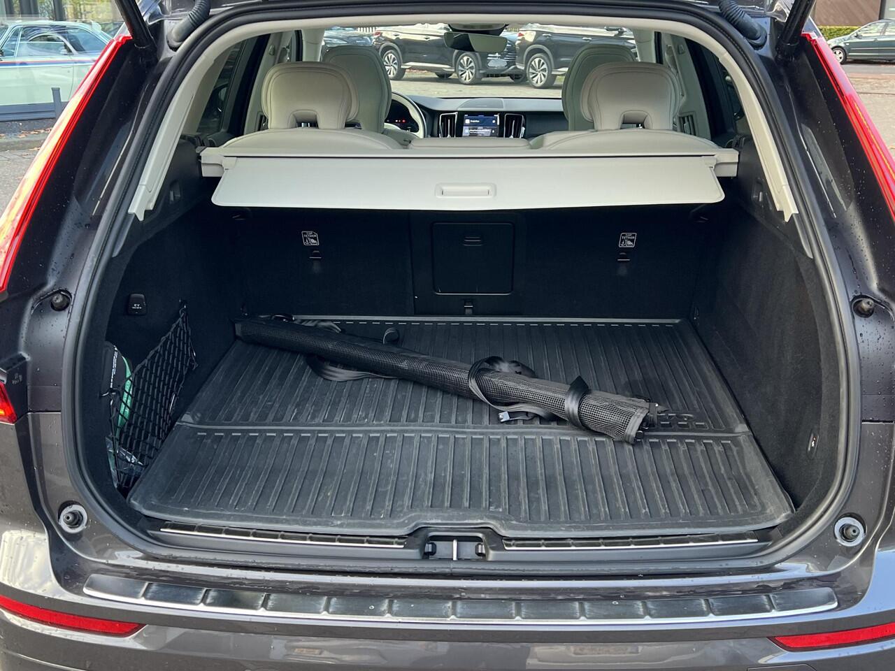 Volvo XC60 2.0 T6 Plug-in hybrid AWD Inscription Expression Mega Vol! 360° Camera | Harman Kardon | Leder | Stoel+Stuurverwarming | Panoramadak | Trekhaak | 12 mnd Bovag Garantie