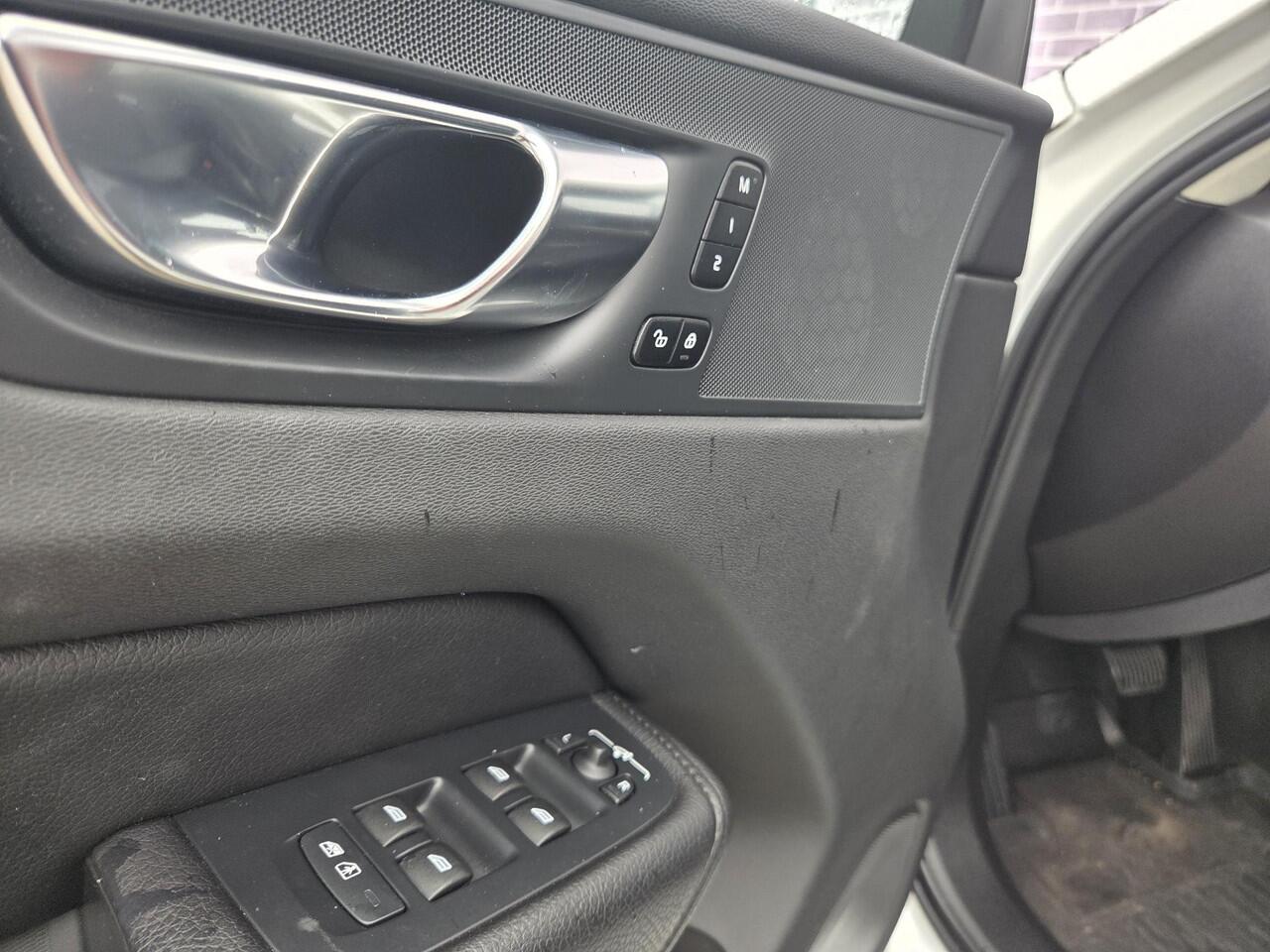 Volvo XC60 T6 Plug-in Hybride AWD Inscription Aut | Trekhaak 2100 kg | Leder | Elektr. verst.stoel | Stoelverw. V+A | Donker glas | Panoramadak | DAB+ | BLIS | Adaptive cruise-control