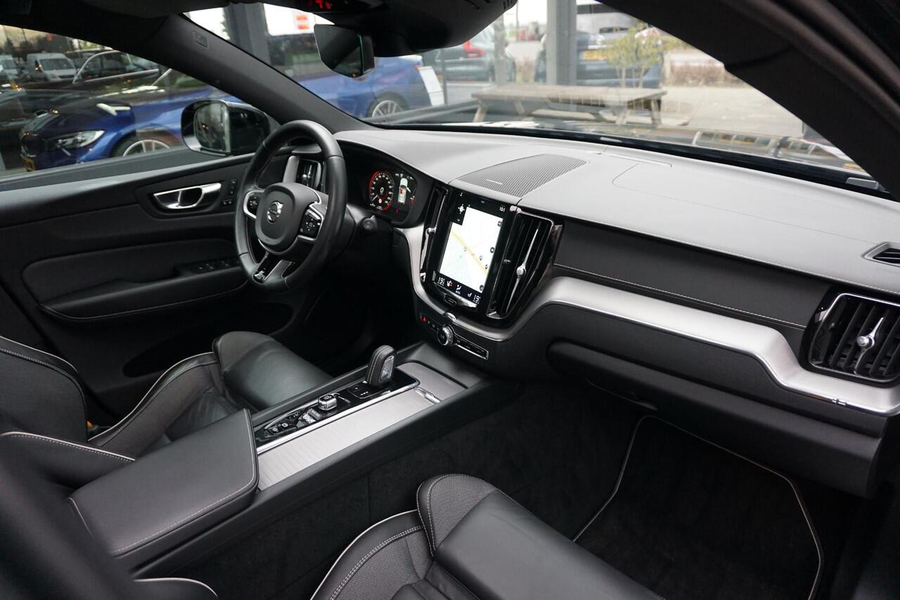 Volvo XC60 2.0 T8 Plug-in-hybrid AWD Polestar Engineered