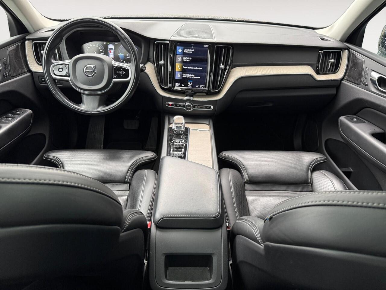 Volvo XC60 2.0 Recharge T6 AWD Inscription | Head-up display | Stoelmassage | Luchtvering | 360 graden camera | Trekhaak | Stoelventilatie |