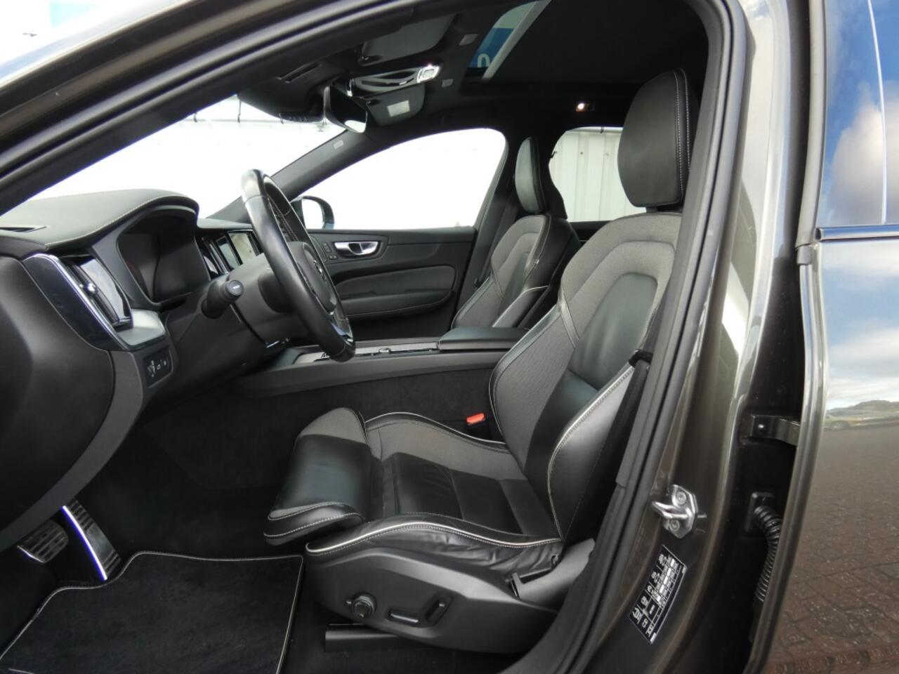 Volvo XC60 2.0 T6 AWD INSCRIPTION,Luchtv,360,Pano,ACC,Trhaak