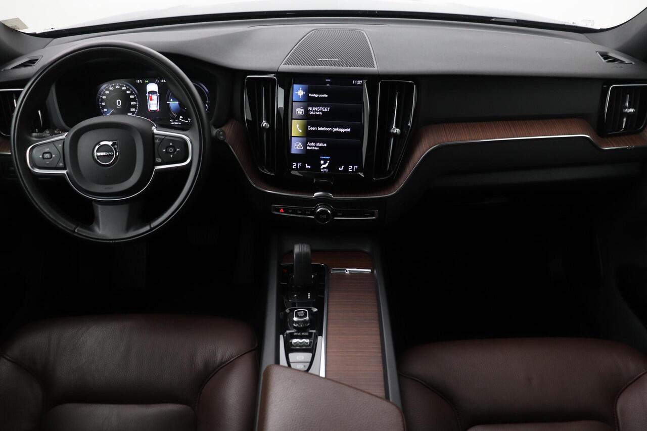 Volvo XC60 T6 Plug-in hybrid Inscription Expr. | ACC | Panoramadak | harman/kardon | Stoel+Stuurverwarming | Trekhaak