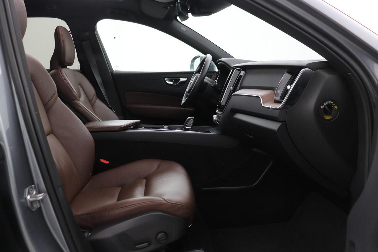 Volvo XC60 T6 Plug-in hybrid Inscription Expr. | ACC | Panoramadak | harman/kardon | Stoel+Stuurverwarming | Trekhaak