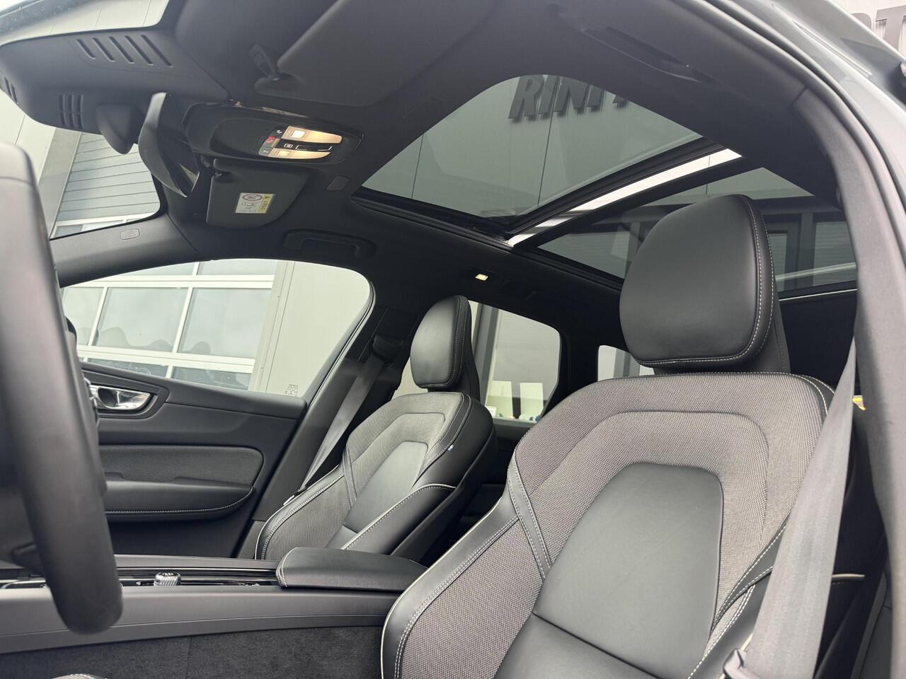 Volvo XC60 2.0 T6 Plug-in hybrid AWD R-Design 349 PK | Trekhaak | 21 inch | Camera | Panorama dak