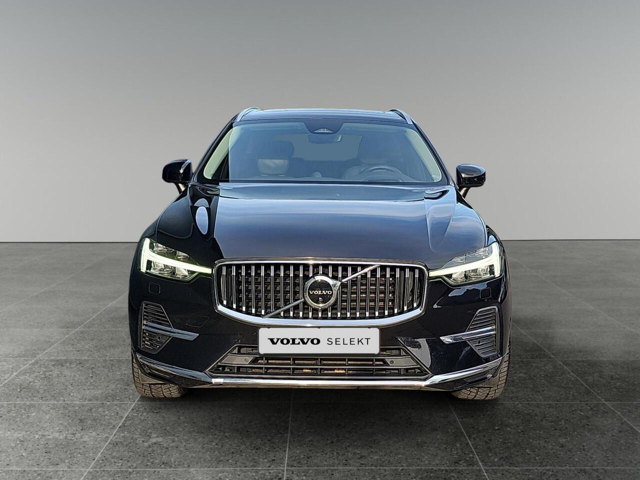 Volvo XC60 2.0 T6 Plug-in hybrid AWD Inscription Exclusive | Luchtvering | Bowers & Wilkins audio | Massagefunctie voorstoelen | Panoramadak |