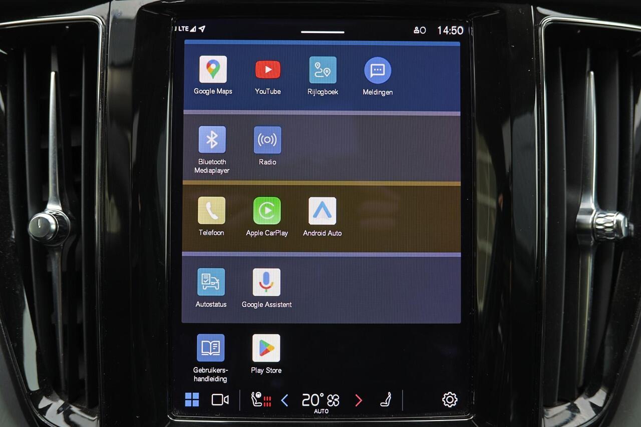 Volvo XC60 Recharge T6 AWD Inscription Expression - Panorama/schuifdak - IntelliSafe Assist - Harman/Kardon audio - Parkeercamera achter - Adaptieve LED koplampen - Verwarmde voorstoelen & stuur - Elektr. inklapbare trekhaak - Parkeercamera voor & achter - Extra get