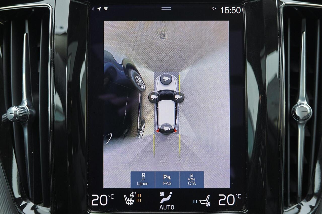 Volvo XC60 Recharge T8 AWD Inscription - Luchtvering - Panorama/schuifdak - IntelliSafe Assist & Surround - 360º Camera - Bowers & Wilkins audio - Adaptieve LED koplampen - Verwarmde voorstoelen, stuur & achterbank - Parkeersensoren voor & achter - Elektr. bedienb. 