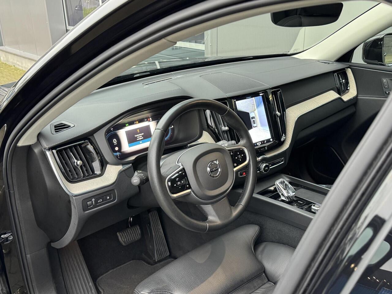 Volvo XC60 2.0 T6 Plug-in hybrid AWD Inscription 360 Camera | Trekhaak | Facelift | Elektrische Stoelen