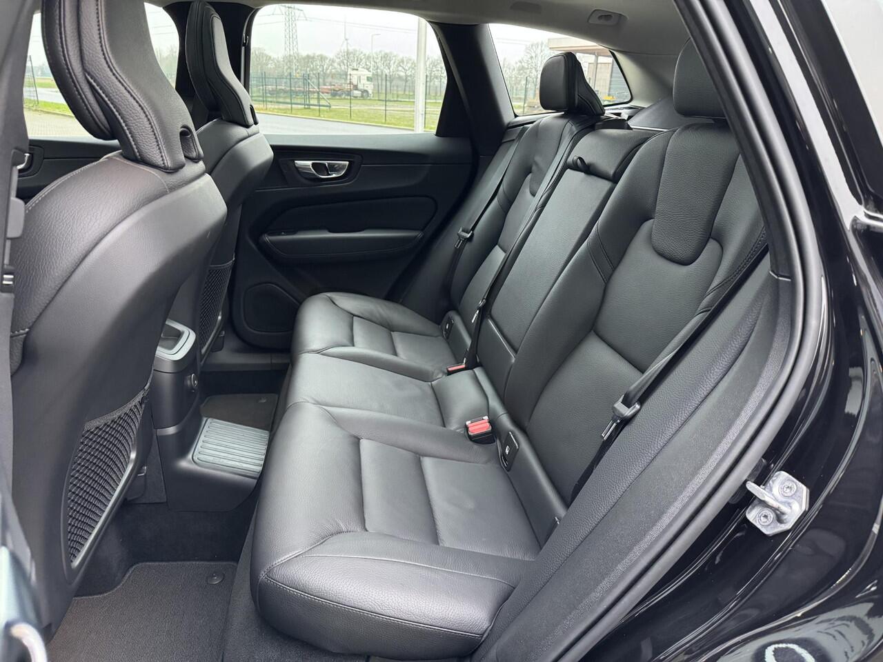 Volvo XC60 2.0 T6 Plug-in hybrid AWD Inscription 360 Camera | Trekhaak | Facelift | Elektrische Stoelen