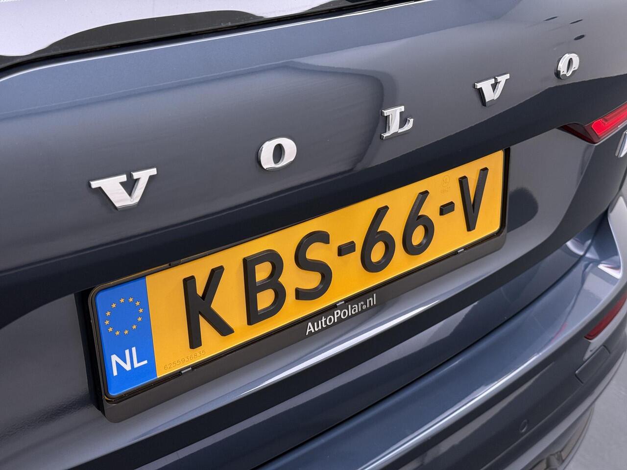 Volvo XC60 2.0 T6 Plug-in hybrid AWD R-Design Dark Trekhaak/Panodak/AdaptiveCruise etc.