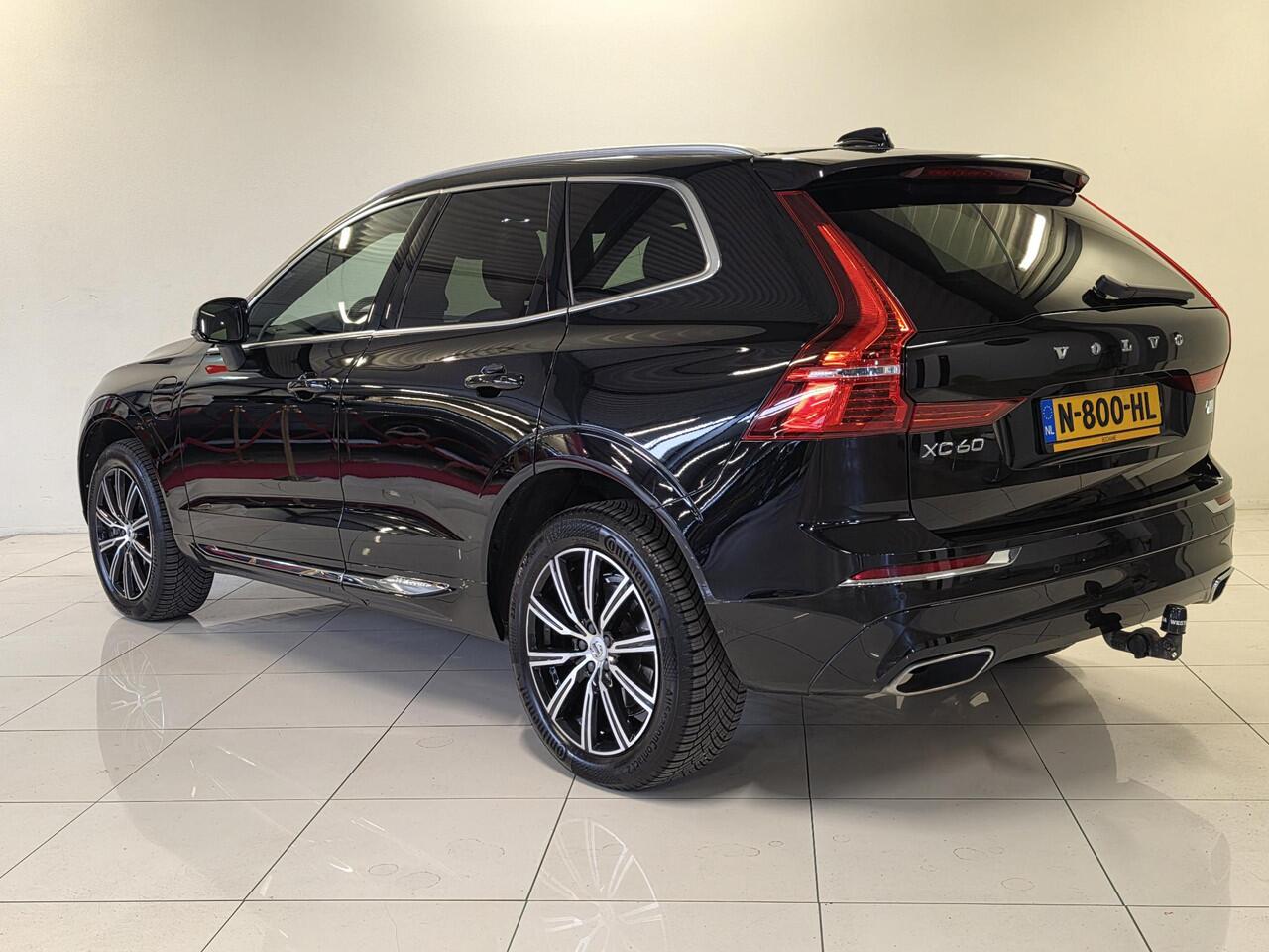 Volvo XC60 2.0 Recharge T6 AWD R-Design | Panoramadak | Leder | Camera |