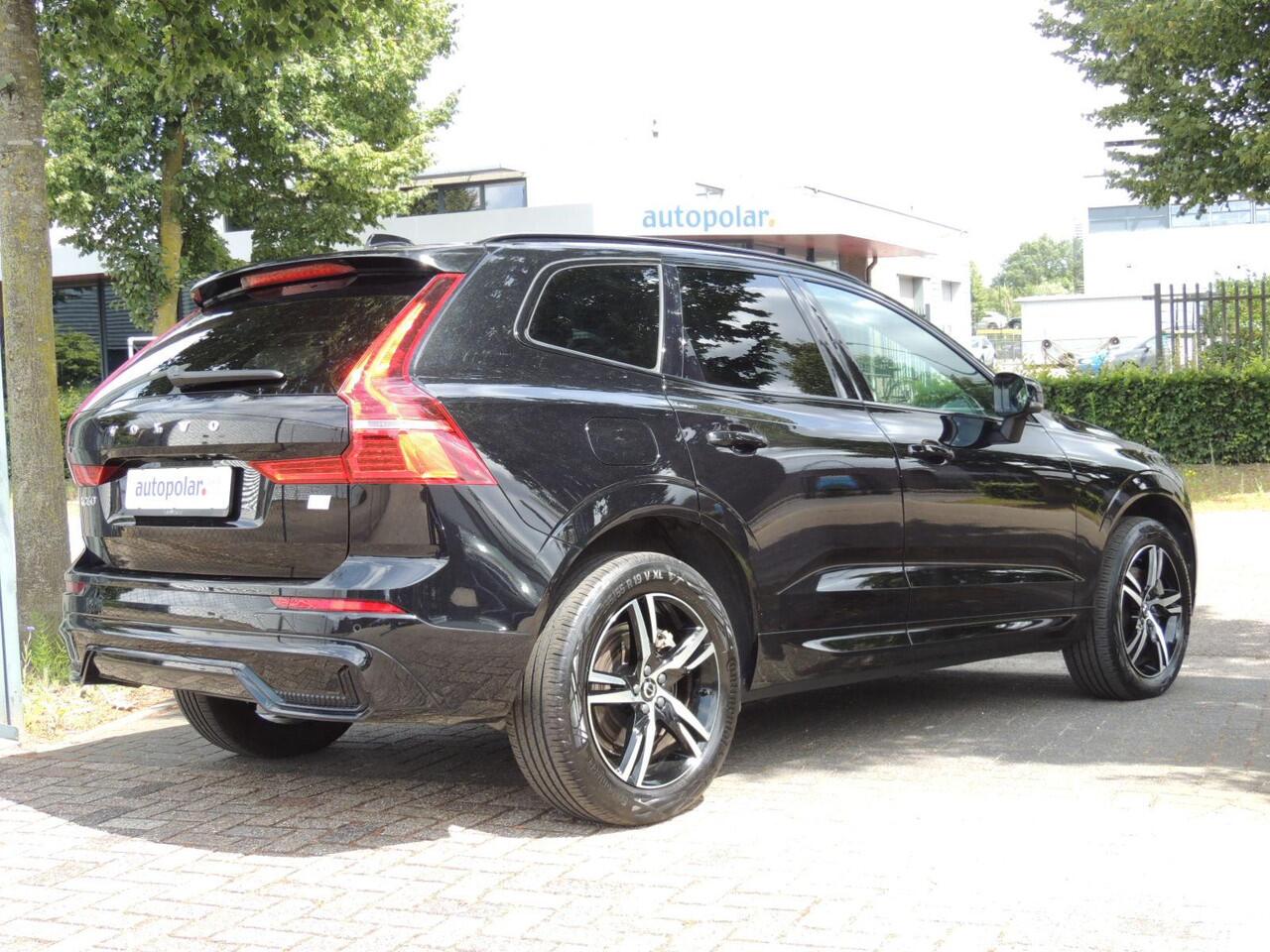 Volvo XC60 2.0 T6 Plug-in hybrid AWD R-Design Volvo XC60 2.0 Recharge T6 AWD R-Design Long Range/Panodak/Trekhaak/Camera etc.