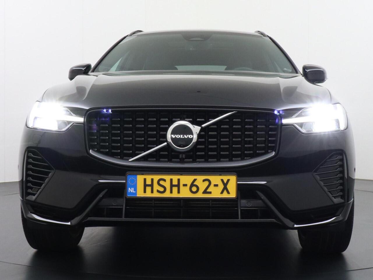 Volvo XC60 2.0 T6 Plug-in hybrid AWD Ultimate Dark LongRange/Panodak/21Inch/360/Trekhaak etc.