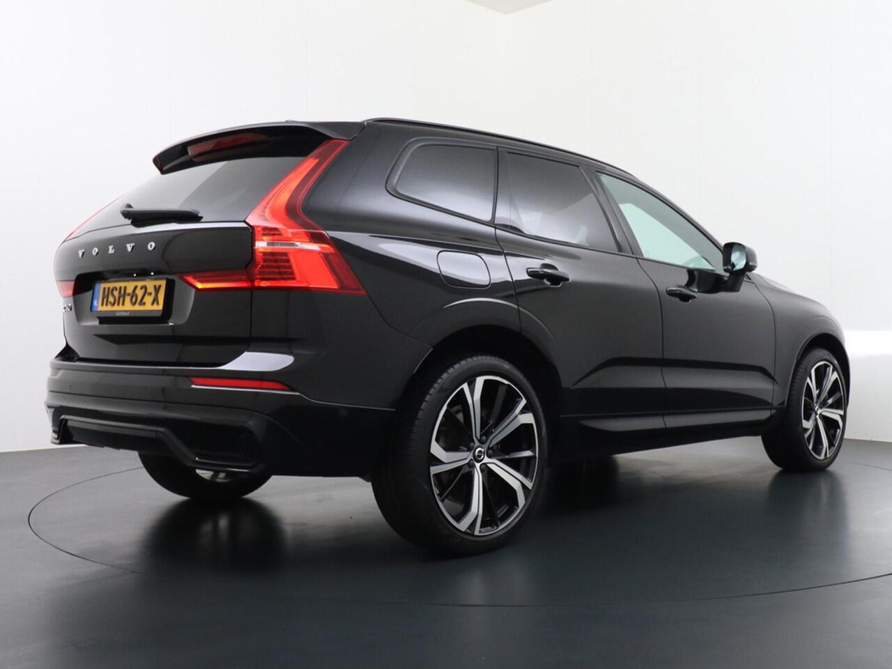 Volvo XC60 2.0 T6 Plug-in hybrid AWD Ultimate Dark LongRange/Panodak/21Inch/360/Trekhaak etc.