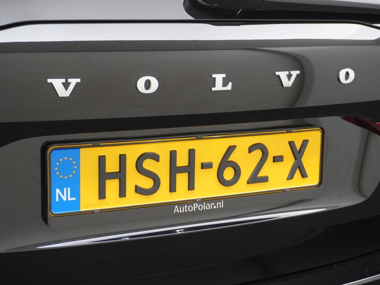 Volvo XC60 2.0 T6 Plug-in hybrid AWD Ultimate Dark LongRange/Panodak/21Inch/360/Trekhaak etc.