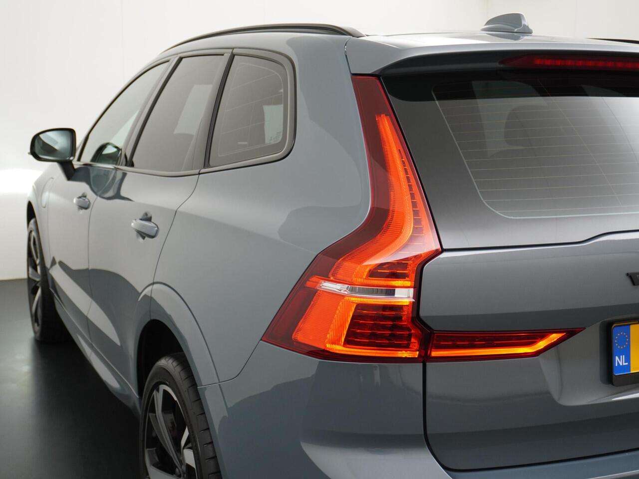 Volvo XC60 2.0 T6 Plug-in hybrid AWD Plus Dark LongRange/Trekhaak/21inch/AdaptiveCruise etc
