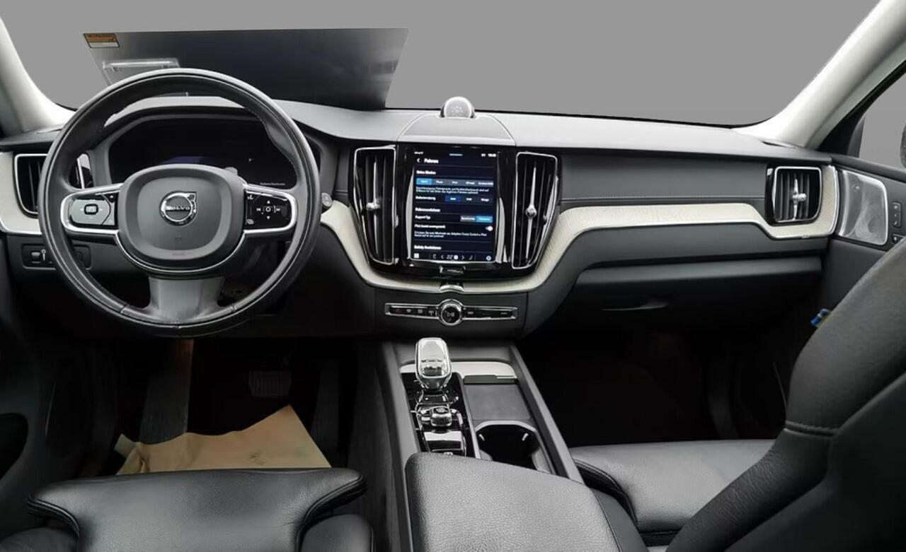 Volvo XC60 2.0 T8 Plug-in hybrid AWD Inscription | Long Range | Bowers & Wilkins audio | Luchtvering | Trekhaak | 360 camera | Stoel- en stuurverwarming | Standkachel | Elektrische stoelverstelling | Actieve LED koplampen | Kinderzitjes | 22" velgen |