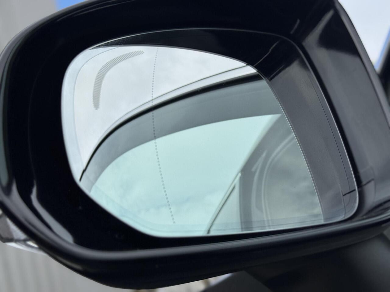 Volvo XC60 2.0 T6Plug-in hybrid|AWD|Recharge|Luchtvering|Pano