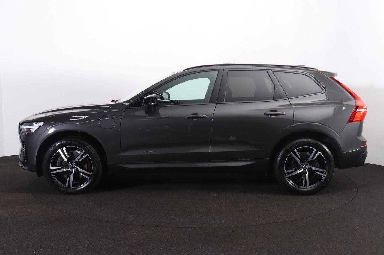 Volvo XC60 T6 Recharge AWD R-Design - Long Range - Panorama/schuifdak - IntelliSafe Assist - Harman/Kardon audio - Adaptieve LED koplampen - Parkeercamera achter - Verwarmde voorstoelen, stuur & achterbank - Parkeersensoren voor & achter - Nappa Leder - Elektr. bedi