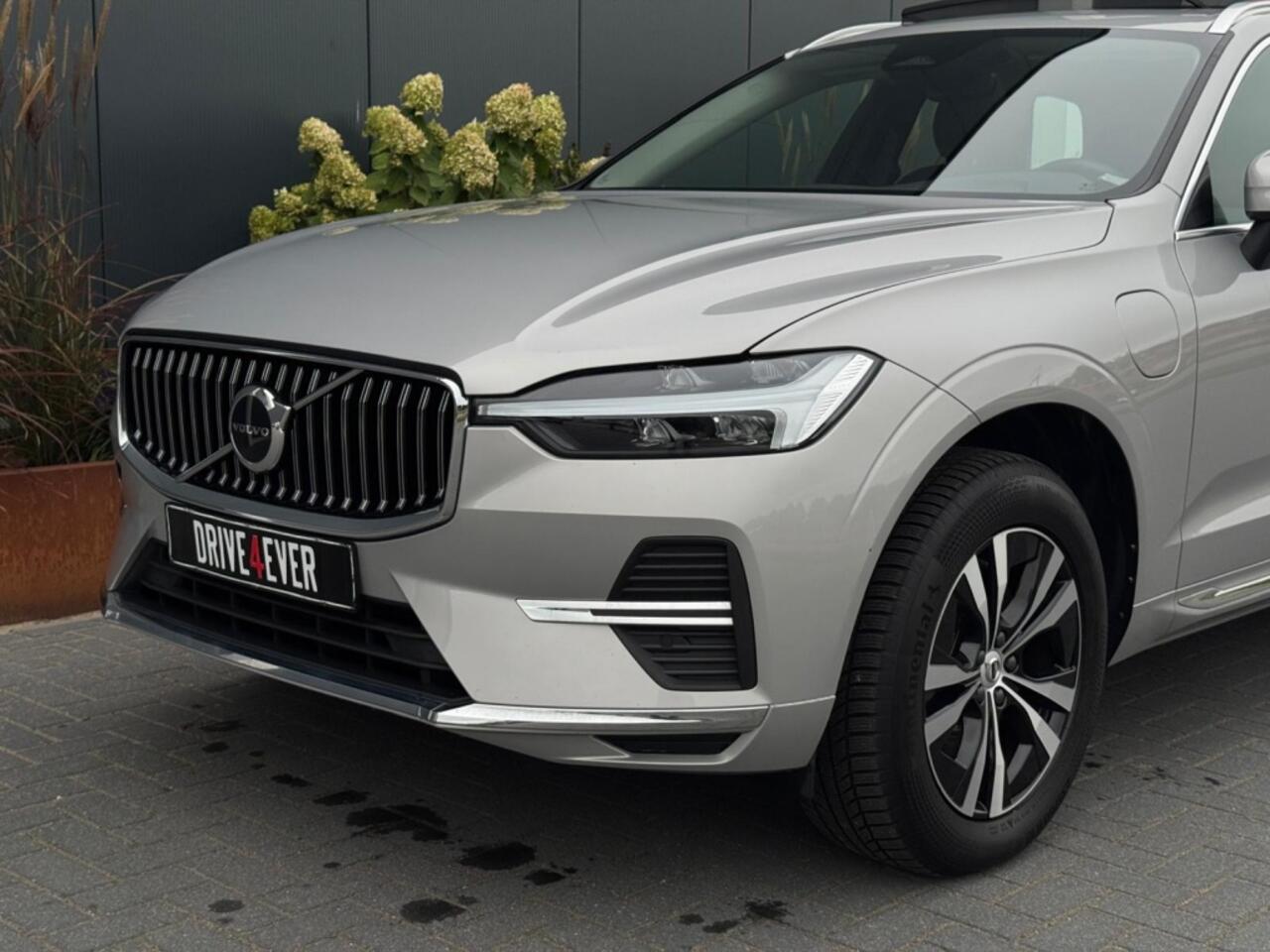 Volvo XC60 2.0 T6 AWD Inscr.Exp FULL PANO NAVI LEDER LED PDC