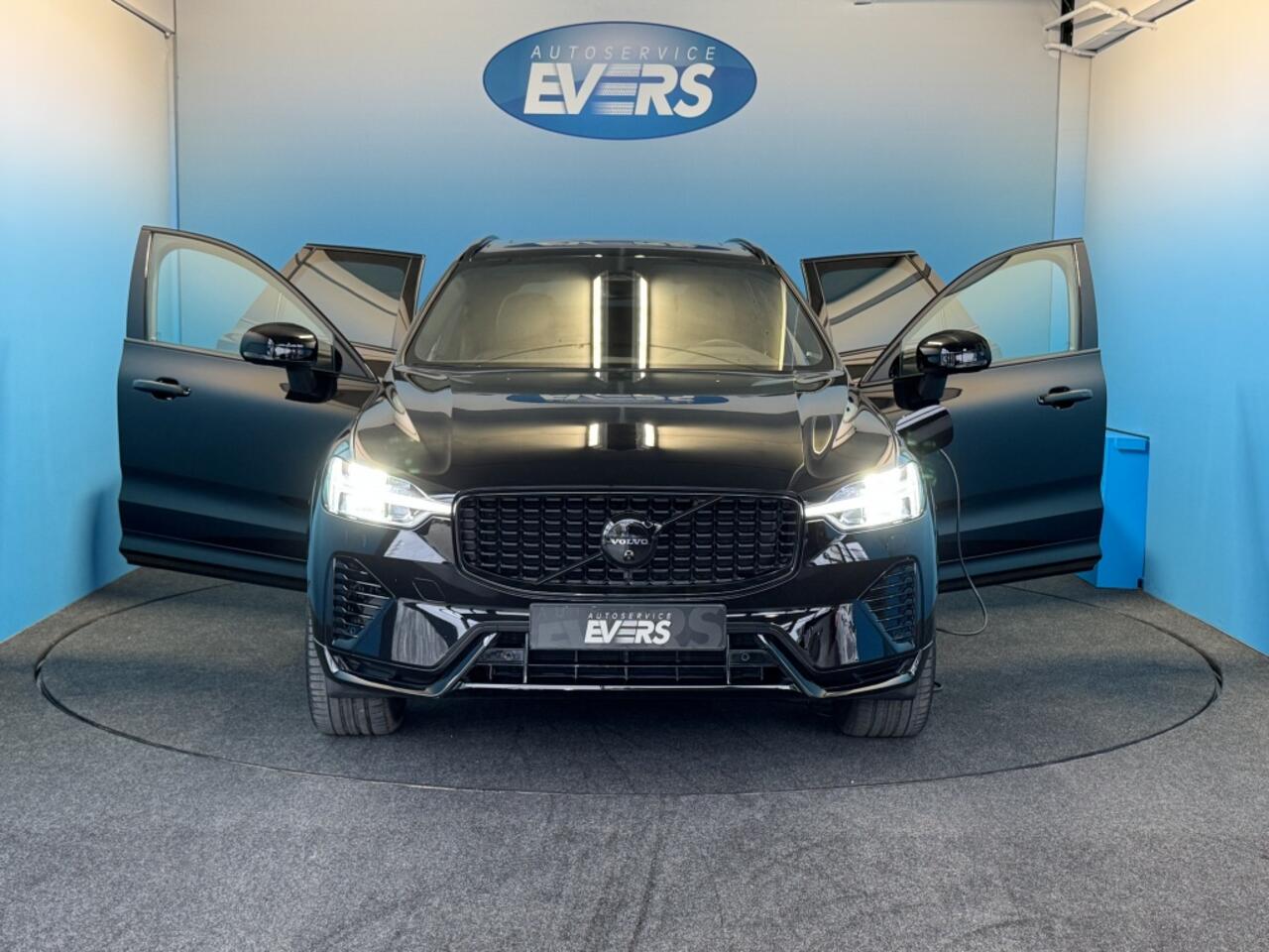 Volvo XC60 2.0 T8 AWD Black Ed. Long Range