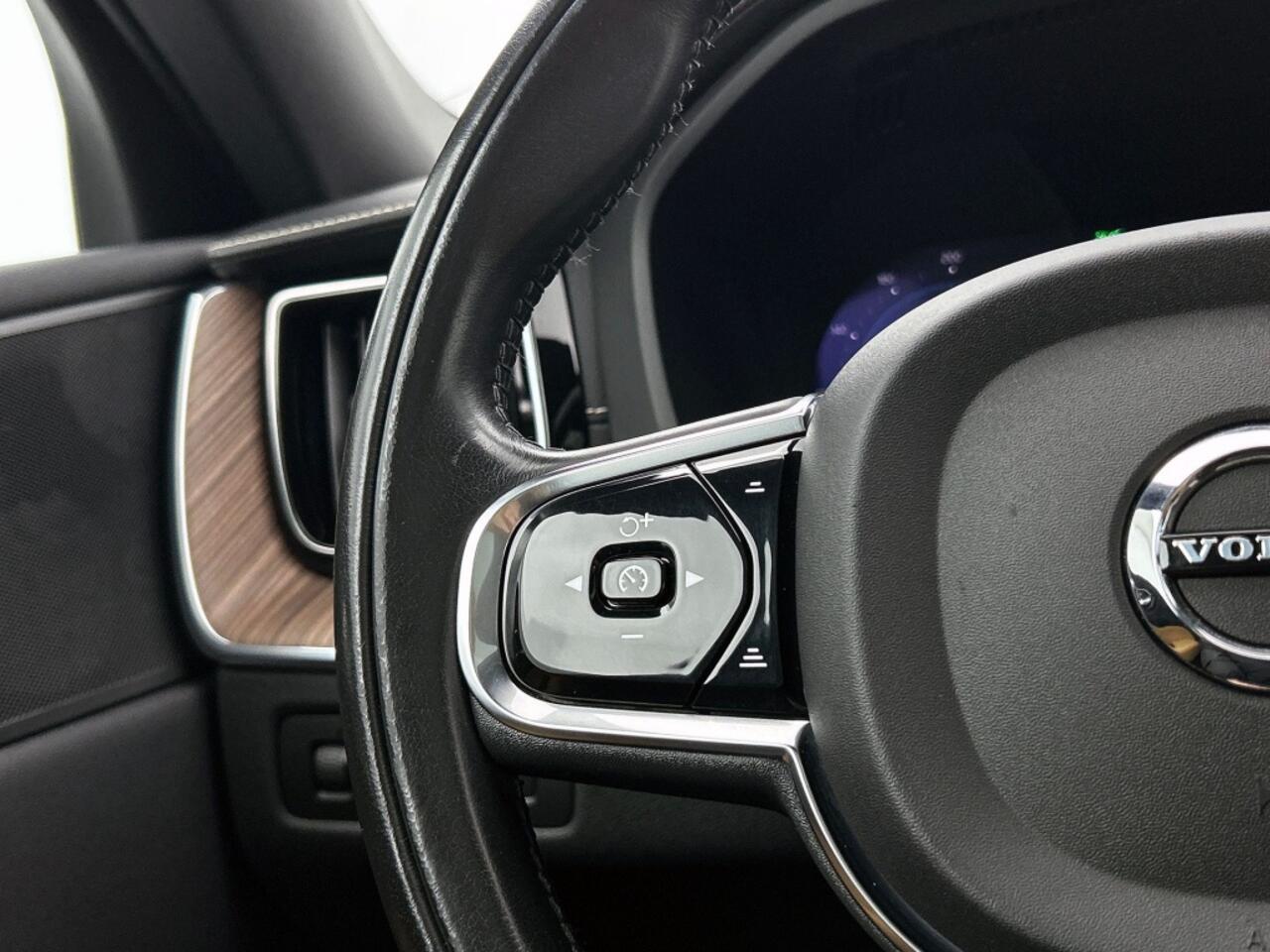 Volvo XC60 2.0 T6 Bright | Pano | Long Range | Stoel ventilatie | Leder Das