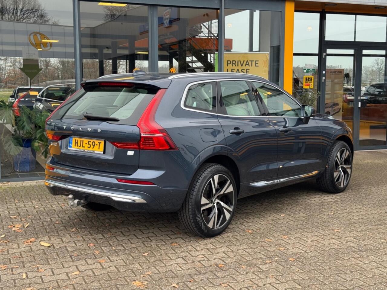Volvo XC60 2.0 Recharge T6 AWD Inscription - Pan dak - leer - stoel/stuurv