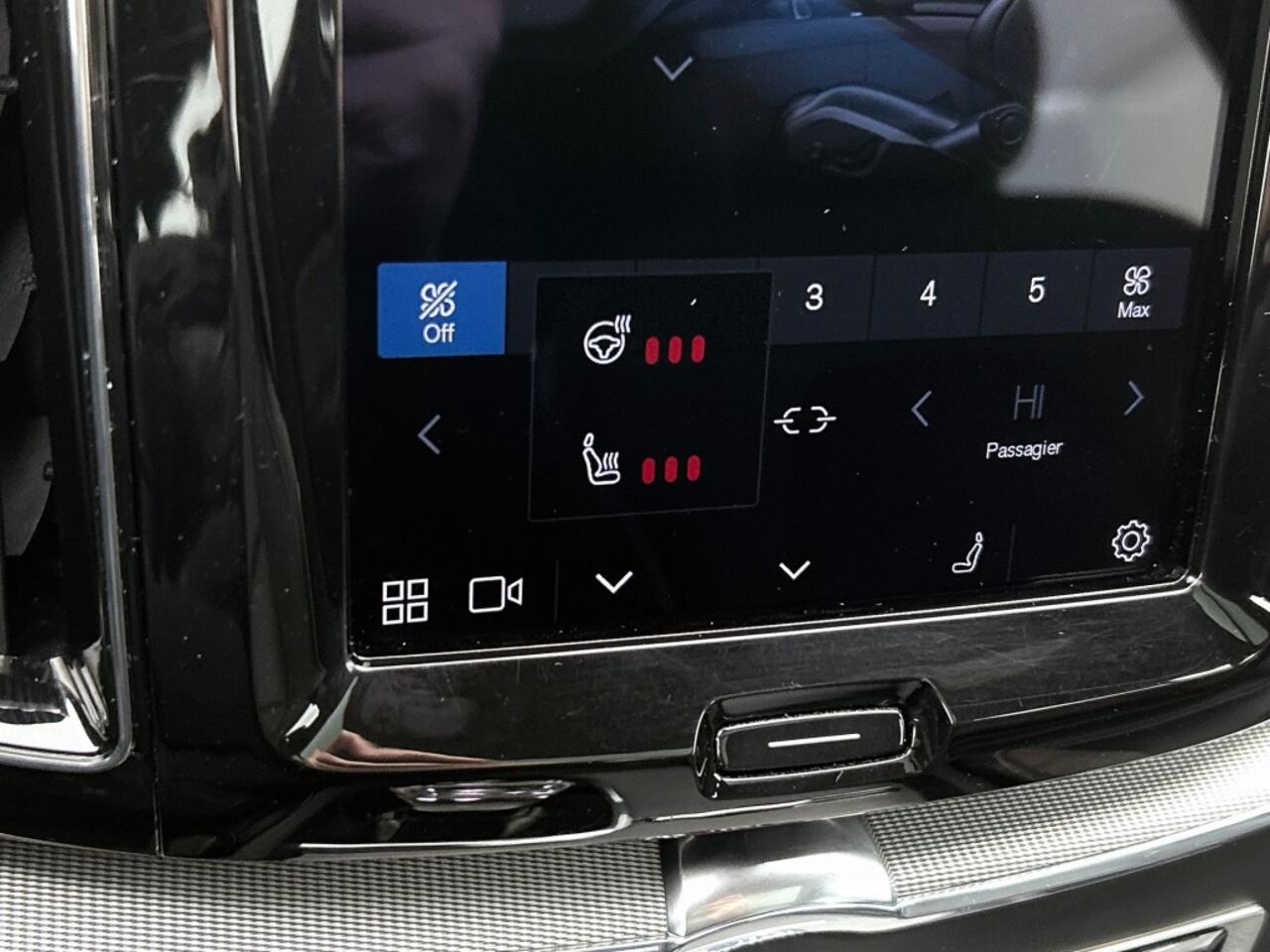 Volvo XC60 2.0 T6 AWD Plus Dark Long Range | SOH 100% | Trekhaak | Harman\K