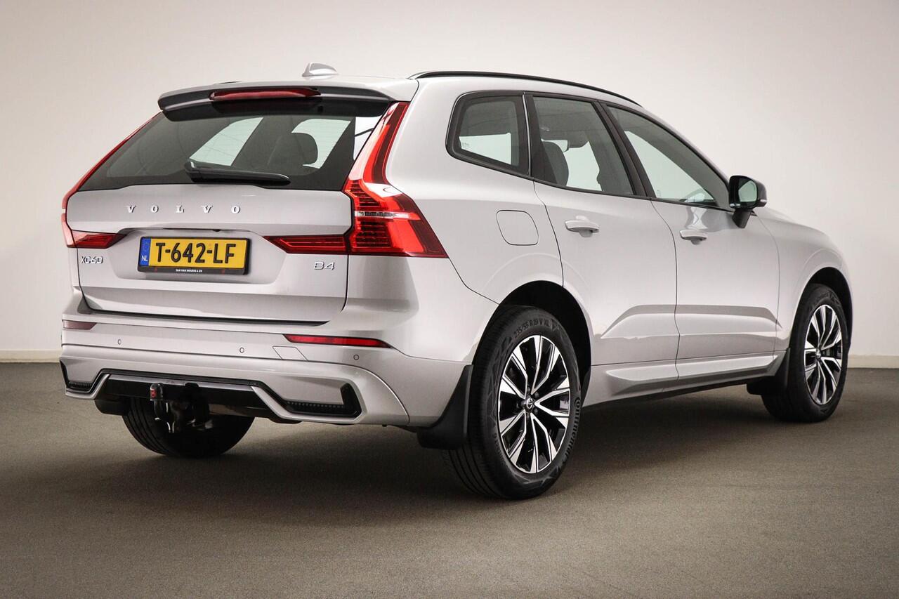 Volvo XC60 B4 Ultimate Dark | LEDER | STOELVERWARMING | DAB | APPLE | TREKHAAK