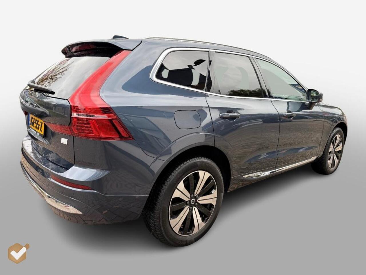 Volvo XC60 2.0 T6 AWD Core Bright Plug-in Automaat *Geen Afl. kosten*