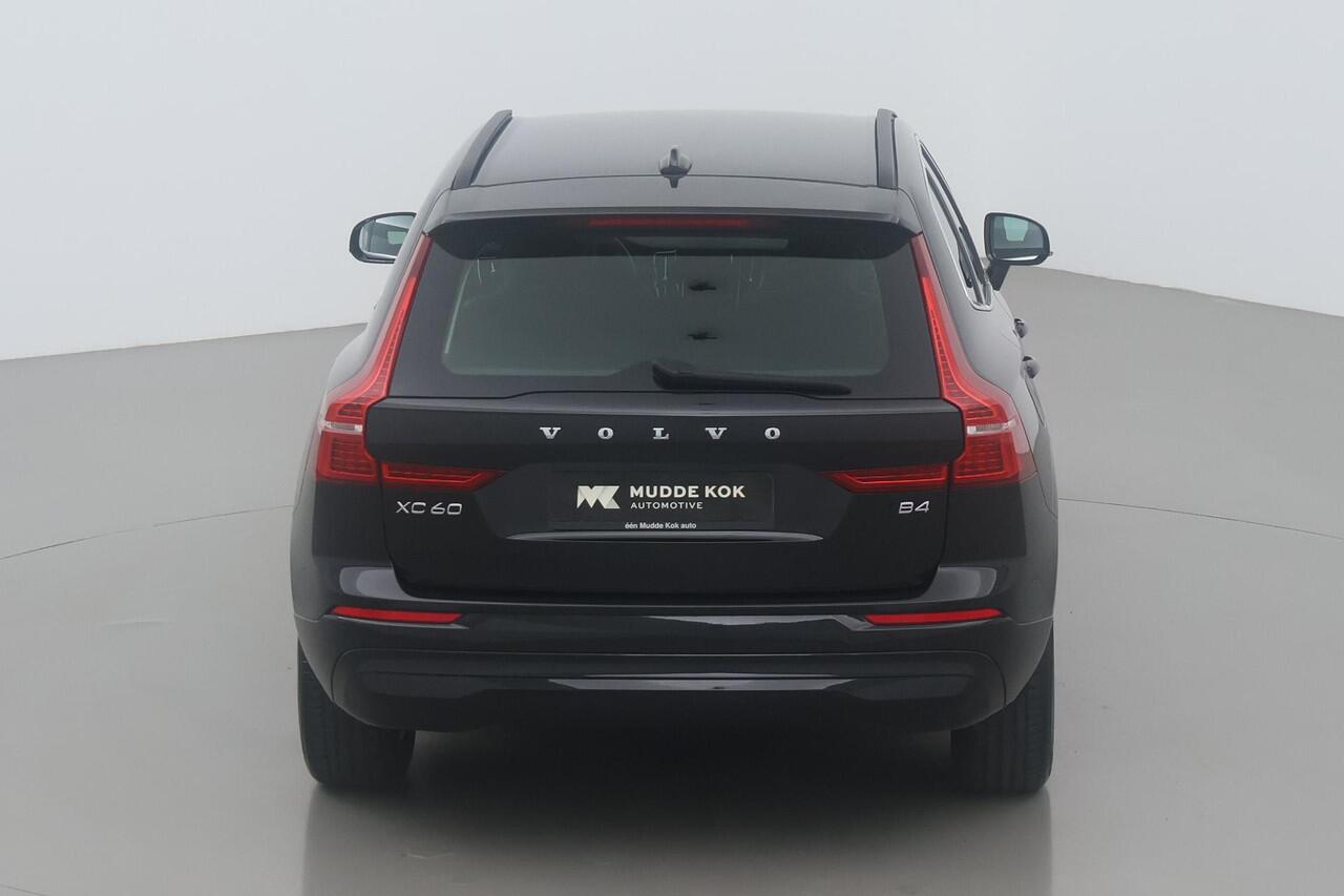 Volvo XC60 B4 Core | Stoel+Stuurverwarming | Camera | Voorruitverwarming | Keyless | Elektrische Achterklep | Getint Glas