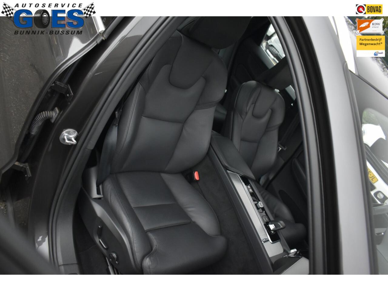 Volvo XC60 Plus Bright Phev. | Leer | PANO | AWD