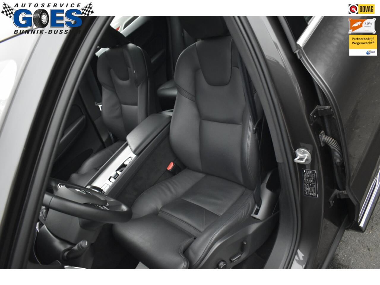 Volvo XC60 Plus Bright Phev. | Leer | PANO | AWD