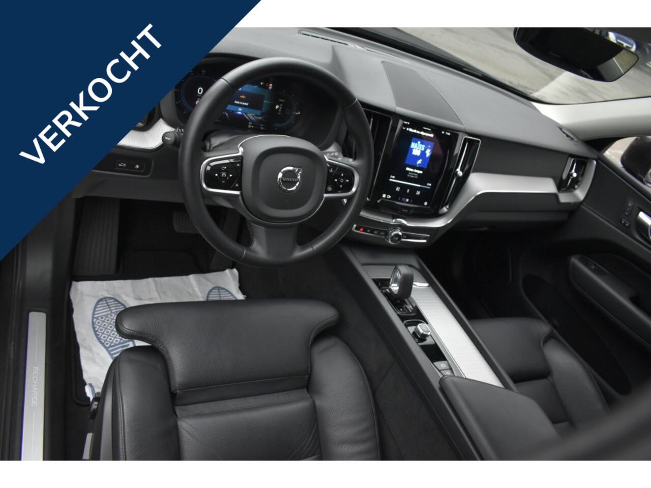 Volvo XC60 Plus Bright Recharge Plug-In Hybrid AWD /stoelvrw/camera/pano