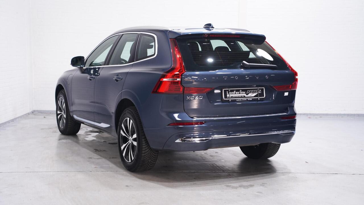 Volvo XC60 2.0 T6 Plug-in hybrid AWD Plus Bright 1e eigen NAP 18"lichtmetalen wielen lederen comfortstoelen wegklapbare trekhaak fietsendrager verwarmd stuurwiel en stoelen v+a aplle-carplay keyless go-start LED verl DAB ontvangst
