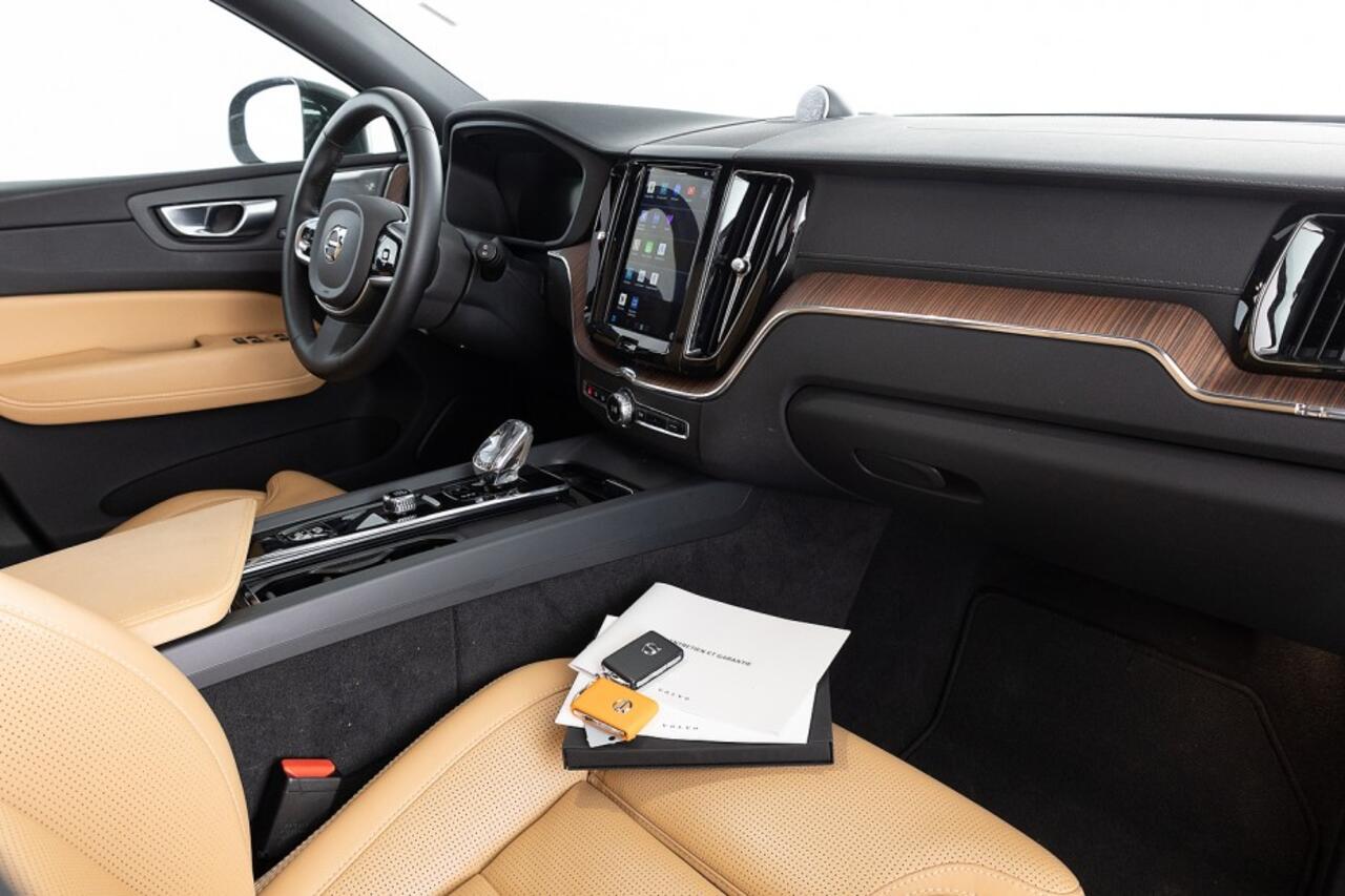 Volvo XC60 2.0 T8 Recharge AWD Ultimate Bright | B&W | PANORAMADAK | Nappa LEDER | 360 Camera
