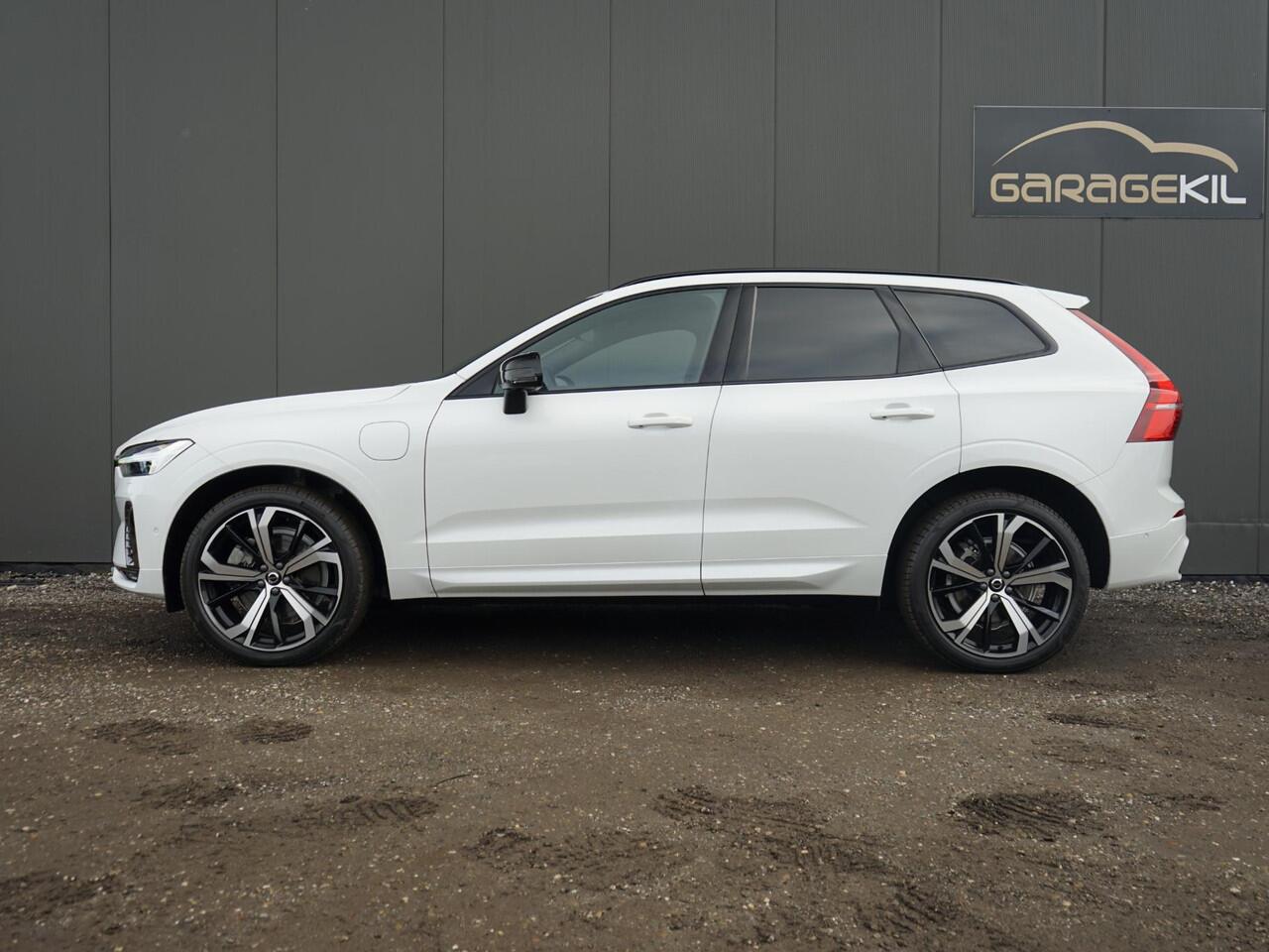Volvo XC60 2.0 T6 Plug-in hybrid AWD Ultimate Dark Dealeronderh. / 360 camera / Harman Kardon / Panoramadak / Memory Links en Rechts / Stoelverwarming voor- en achter / 21 inch