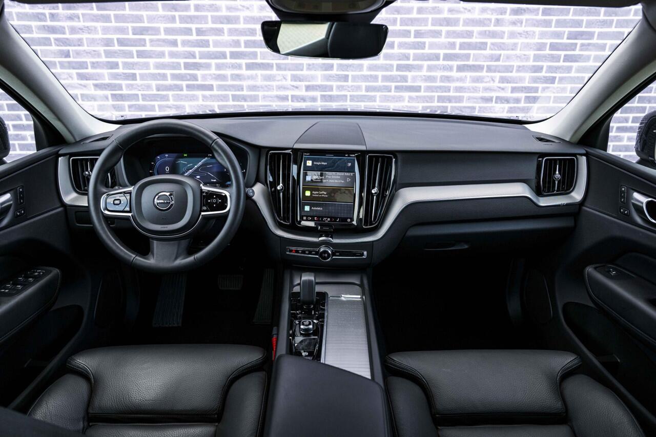 Volvo XC60 2.0 T6 Plug-in hybrid AWD Plus Bright | Long Range | 20" | Panoramadak | Adaptieve Cruise Control | Parkeercamera | Power Seats |