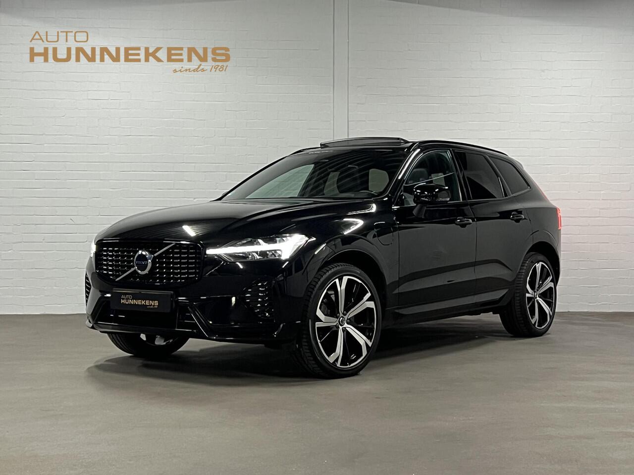 Volvo XC60 2.0 T6 Plug-in hybrid AWD Plus Dark Trekhaak | Open dak | Adapt. Cruise | Harman Kardon | Stoel-/stuurverwarming | Memory | Leder | Carplay