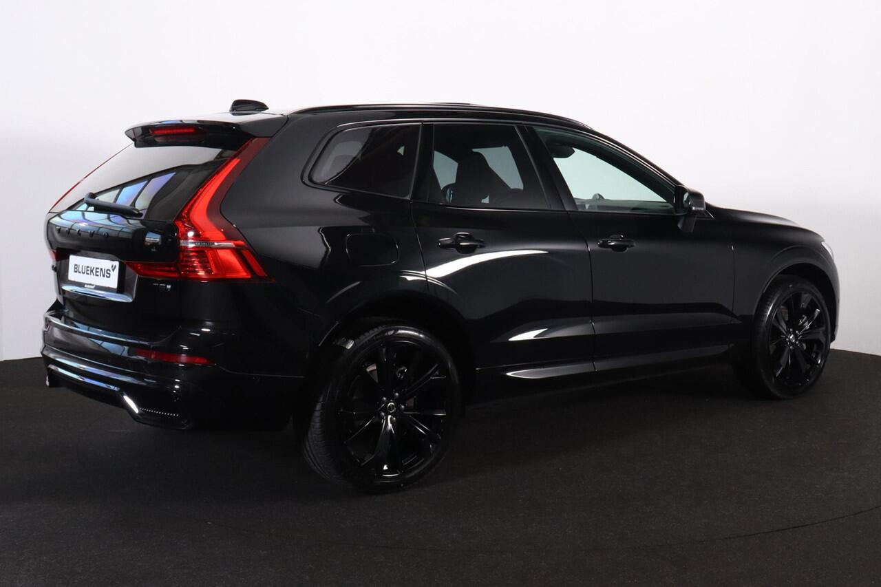 Volvo XC60 T8 Recharge AWD Ultimate Black Edition - LONG RANGE - Panorama/schuifdak - IntelliSafe Assist & Surround - 360º Camera - Adaptieve LED koplampen - Verwarmde voorstoelen, stuur & achterbank - Parkeersensoren voor & achter - Elektr. bedienb. voorstoelen met