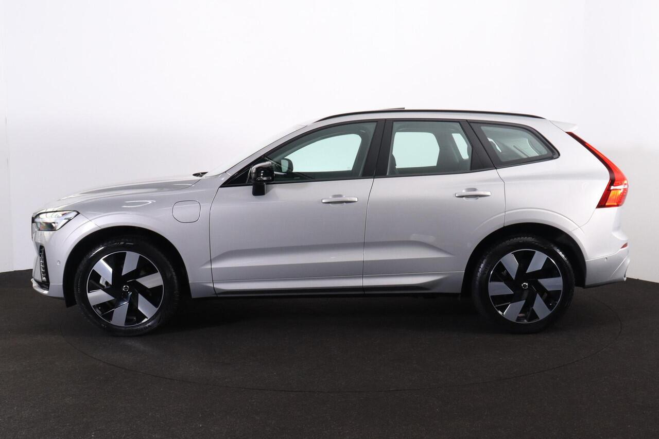 Volvo XC60 T6 Recharge AWD Ultra Dark - Panorama/schuifdak - IntelliSafe Assist & Surround - 360º Camera - Adaptieve LED koplampen - Verwarmde voorstoelen, stuur & achterbank - Elektr. bedienb. voorstoelen met geheugen - Head up display - Draadloze tel. lader - Elek