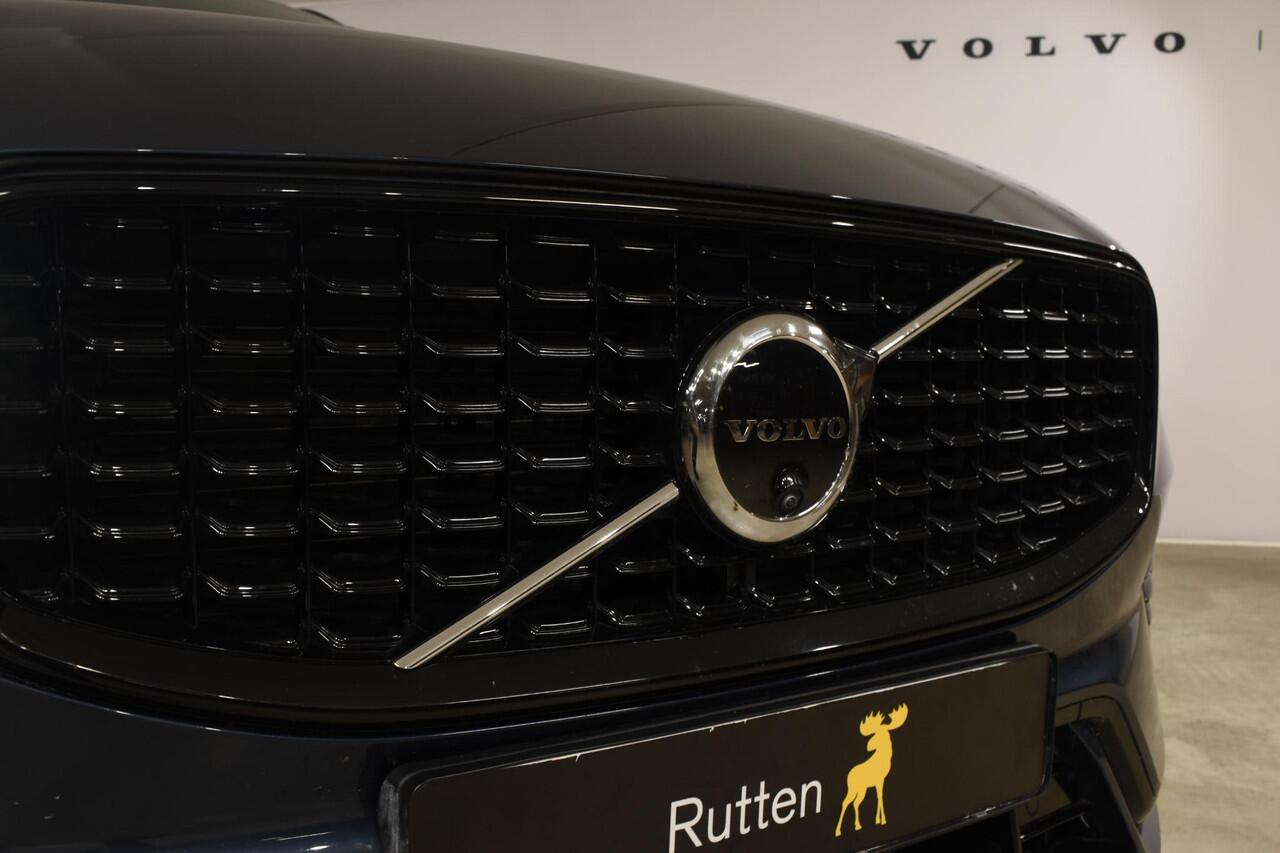 Volvo XC60 T6 350PK Automaat Plug-in Hybrid AWD Plus Dark / Adaptive Cruise control / Stoelverwarming v+a / Stuurverwarming / Elektr. achterklep / 360 Camera / Schuifdak / Trekhaak