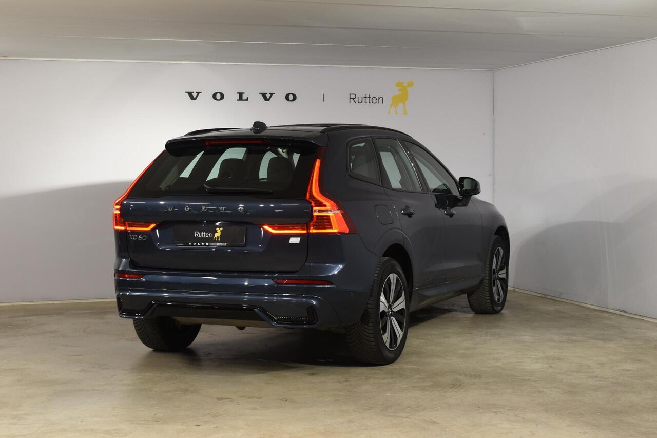 Volvo XC60 T6 350PK Automaat Plug-in Hybrid AWD Plus Dark / Adaptive Cruise control / Stoelverwarming v+a / Stuurverwarming / Elektr. achterklep / 360 Camera / Schuifdak / Trekhaak
