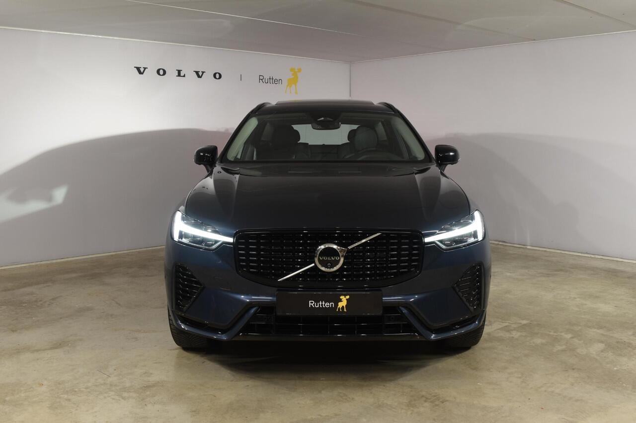 Volvo XC60 T6 350PK Automaat Plug-in Hybrid AWD Plus Dark / Adaptive Cruise control / Stoelverwarming v+a / Stuurverwarming / Elektr. achterklep / 360 Camera / Schuifdak / Trekhaak