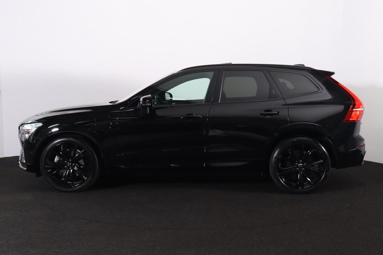 Volvo XC60 T8 Recharge AWD Ultra Black Edition - LONG RANGE - Luchtvering - Panorama/schuifdak - IntelliSafe Assist & Surround - 360º Camera - Bowers & Wilkins audio - Adaptieve LED koplampen - Verwarmde voorstoelen & stuur - Parkeersensoren voor & achter - Elektr. 