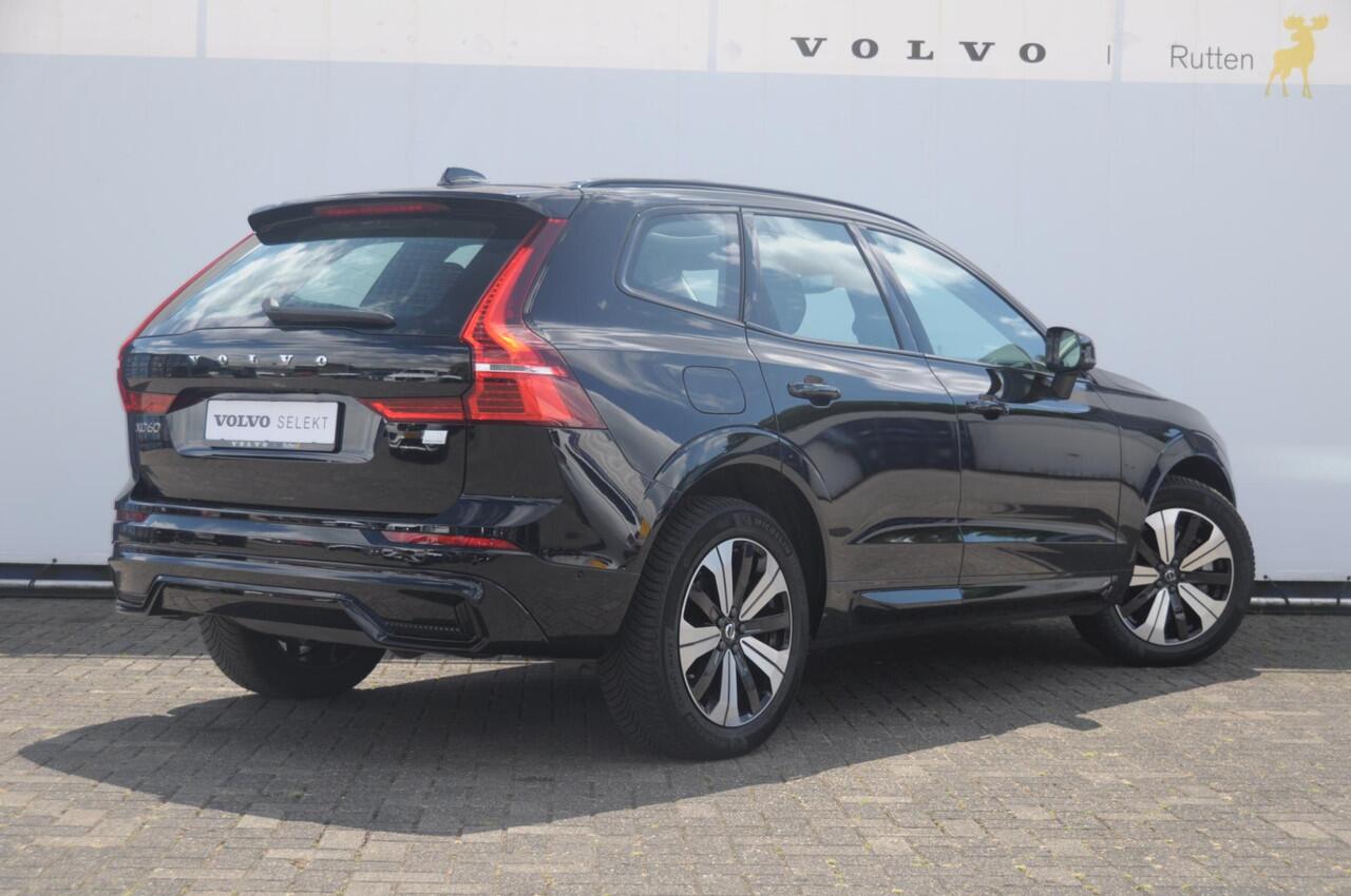 Volvo XC60 T6 350PK Automaat AWD Plus Dark Long range /Adaptieve cruise control / Panoramadak / Apple carplay / Parkeersensoren met 360 camera / Elektrische achterklep / Elektrische stoelen met geheugen / Stoel en stuurwielverwarming