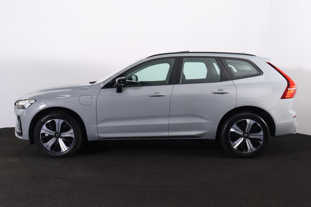 Volvo XC60 T6 Recharge AWD Plus Dark - Panorama/schuifdak - IntelliSafe Assist & Surround - 360º Camera - Verwarmde voorstoelen, stuur & achterbank - Parkeersensoren voor & achter - Elektr. bedienb. voorstoelen met geheugen - Draadloze tel. lader - Elektr. inklapbar