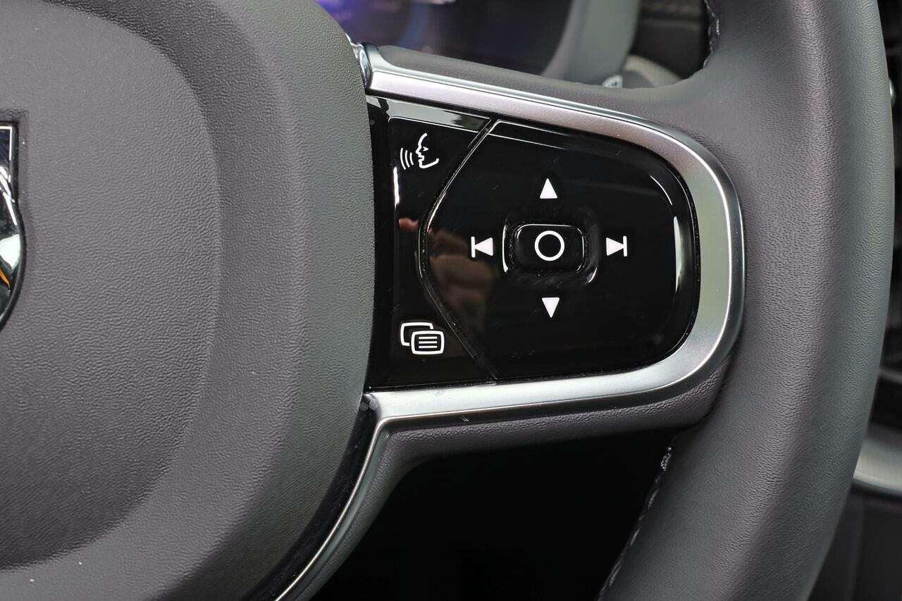 Volvo XC60 T8 AWD Polestar Engineered - Panorama/schuifdak - IntelliSafe Assist & Surround - 360º Camera - Bowers & Wilkins audio - Adaptieve LED koplampen - Verwarmde voorstoelen, stuur & achterbank - Parkeersensoren voor & achter - Elektr. bedienb. voorstoelen met
