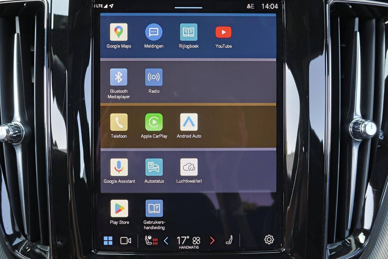 Volvo XC60 T8 Recharge AWD Black Edition Ultra - LONG RANGE - Luchtvering - Bowers & Wilkins Audio - IntelliSafe Assist & Surround - 360º Camera - Adaptieve LED koplampen - Verwarmde voorstoelen, stuur & achterbank - Parkeersensoren voor & achter - Elektr. bedienb. 